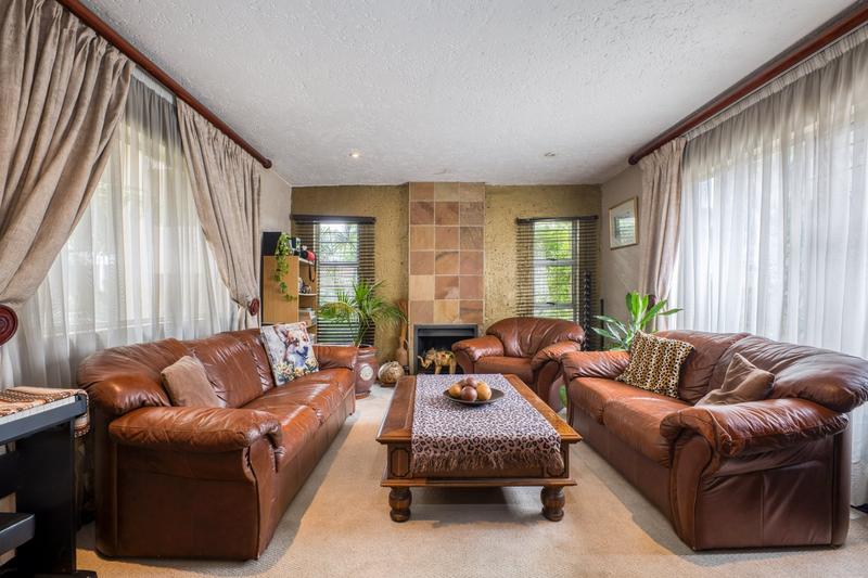 3 Bedroom Property for Sale in Lonehill Gauteng