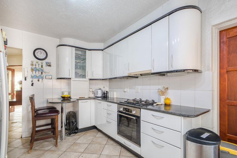 3 Bedroom Property for Sale in Lonehill Gauteng