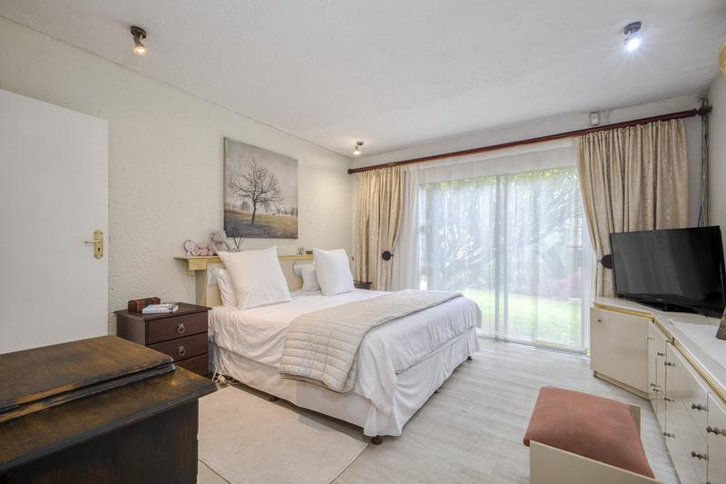 3 Bedroom Property for Sale in Lonehill Gauteng