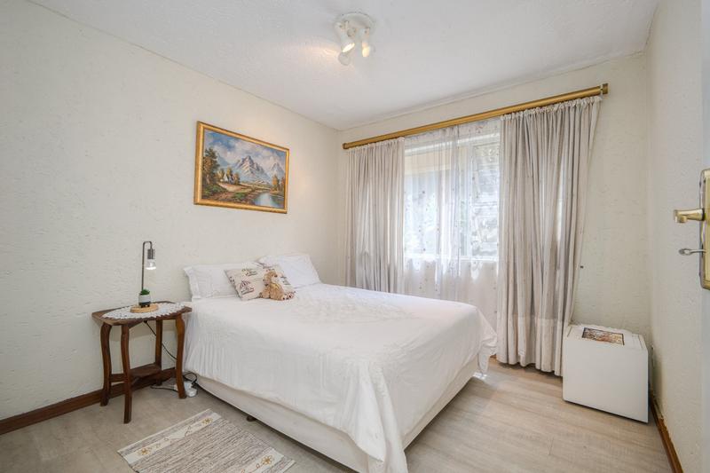 3 Bedroom Property for Sale in Lonehill Gauteng