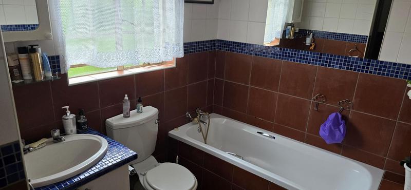 To Let 2 Bedroom Property for Rent in Die Wilgers Gauteng