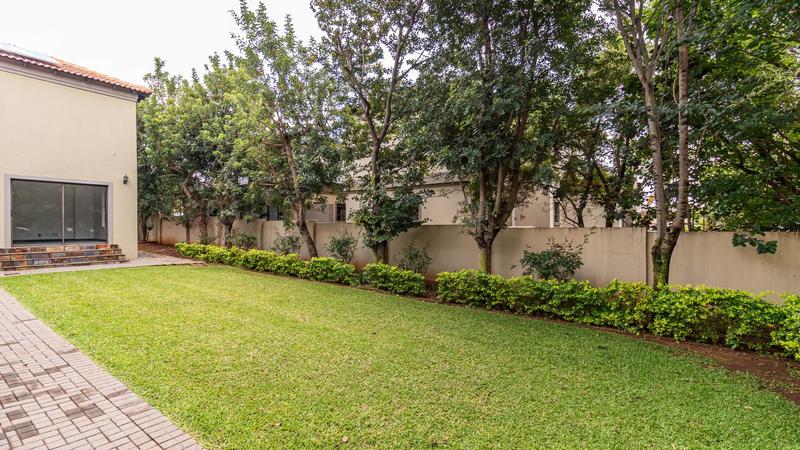 5 Bedroom Property for Sale in Midlands Estate Gauteng