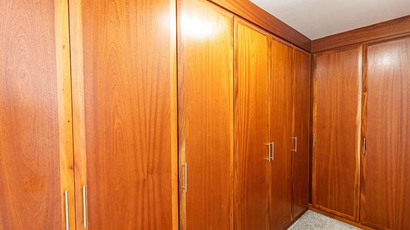 5 Bedroom Property for Sale in Midlands Estate Gauteng