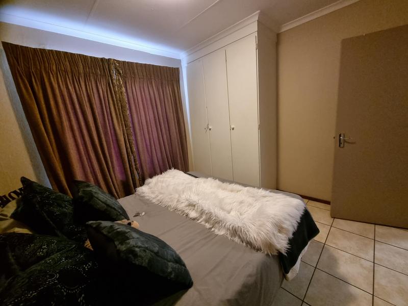 3 Bedroom Property for Sale in Ruimsig Gauteng