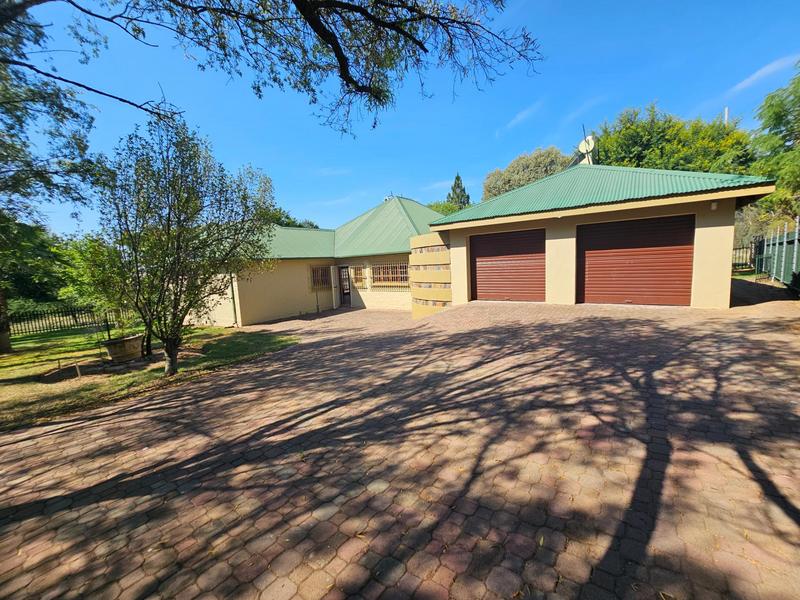 3 Bedroom Property for Sale in Zonnehoewe A H Gauteng