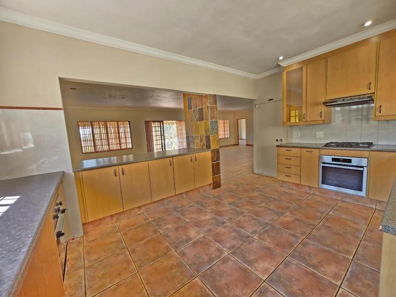 3 Bedroom Property for Sale in Zonnehoewe A H Gauteng