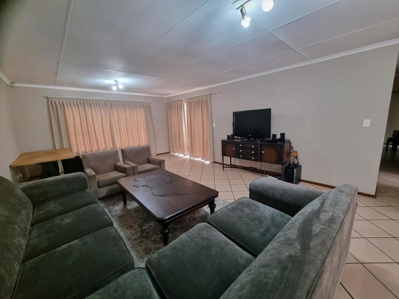 3 Bedroom Property for Sale in Amorosa Gauteng