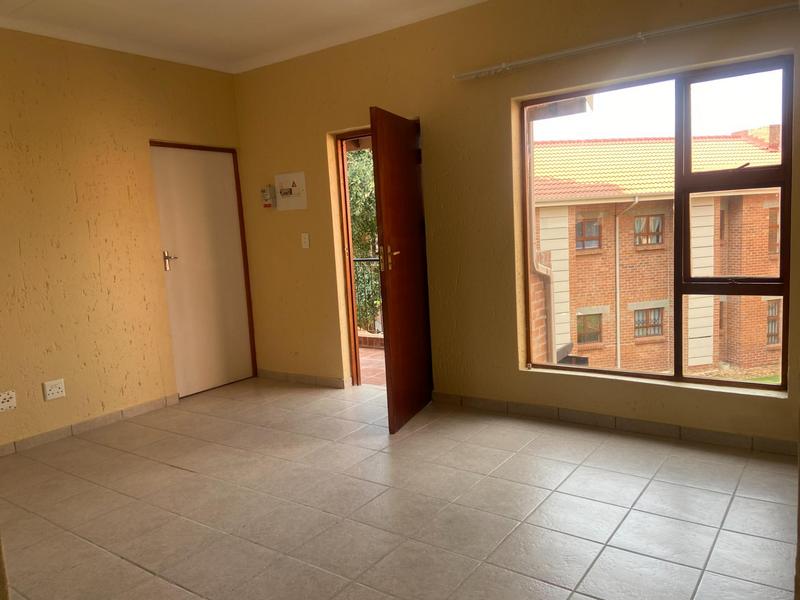 To Let 3 Bedroom Property for Rent in Amorosa Gauteng
