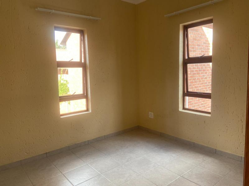To Let 3 Bedroom Property for Rent in Amorosa Gauteng