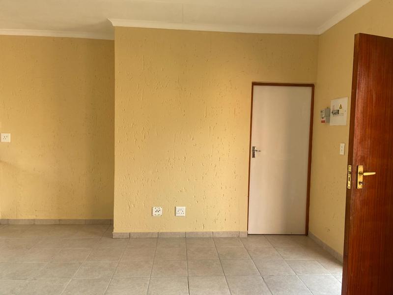 To Let 3 Bedroom Property for Rent in Amorosa Gauteng