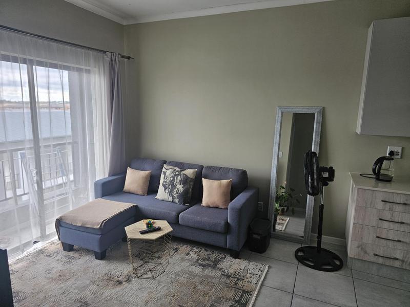 1 Bedroom Property for Sale in Grand Central Gauteng