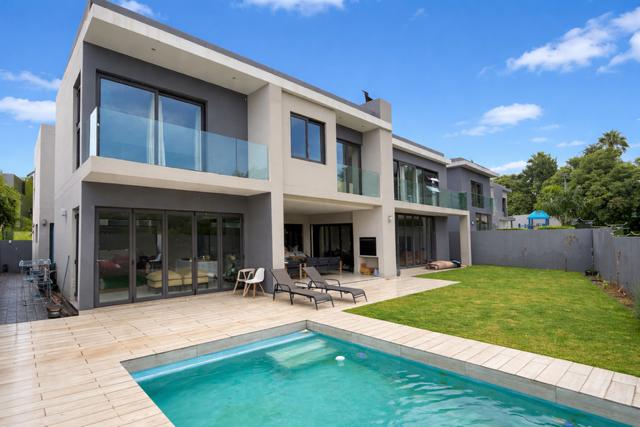 To Let 4 Bedroom Property for Rent in Morningside Gauteng