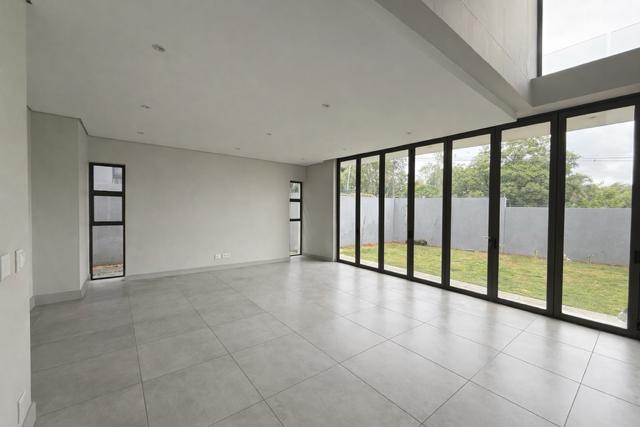 To Let 4 Bedroom Property for Rent in Morningside Gauteng