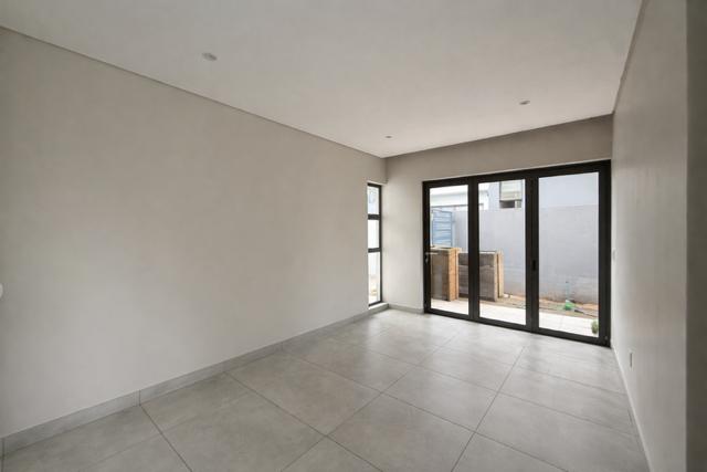 To Let 4 Bedroom Property for Rent in Morningside Gauteng