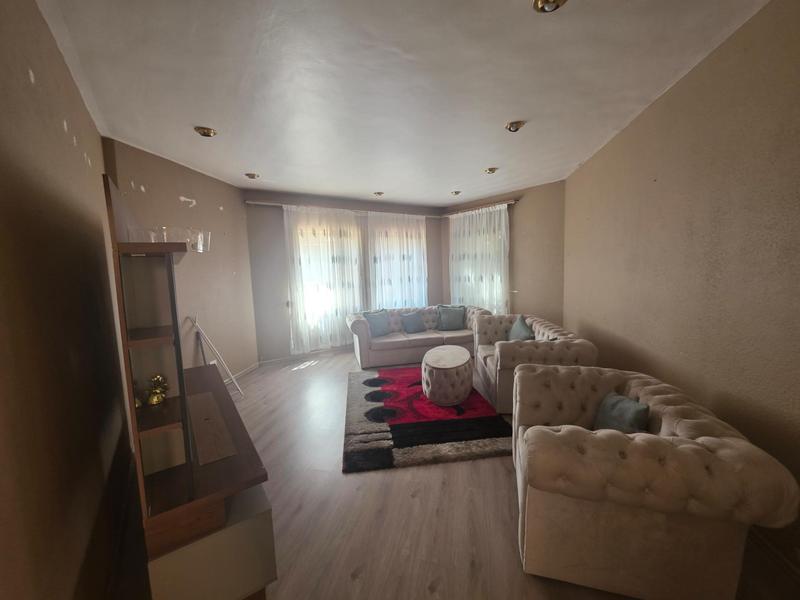 5 Bedroom Property for Sale in Sunward Park Gauteng