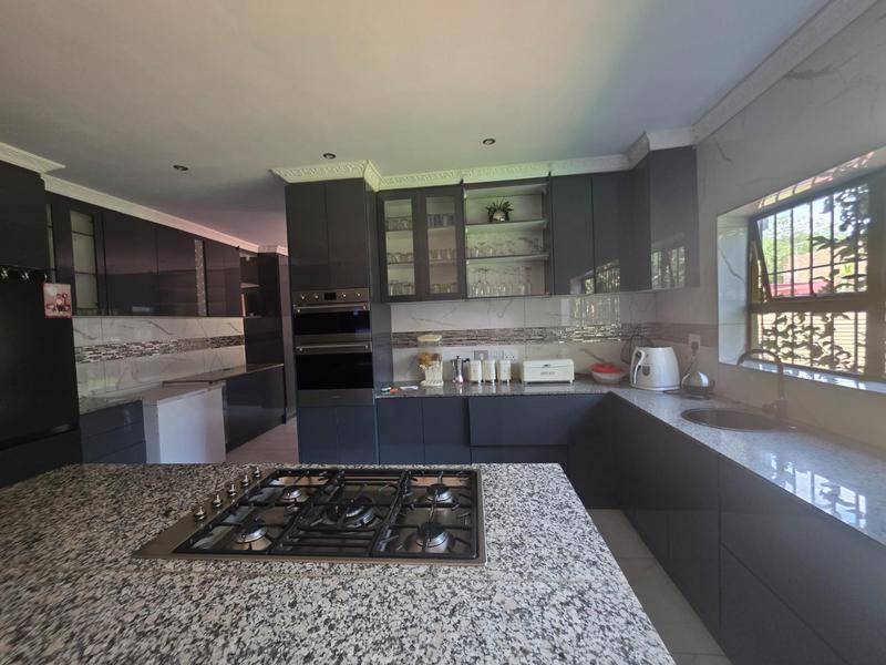 5 Bedroom Property for Sale in Sunward Park Gauteng