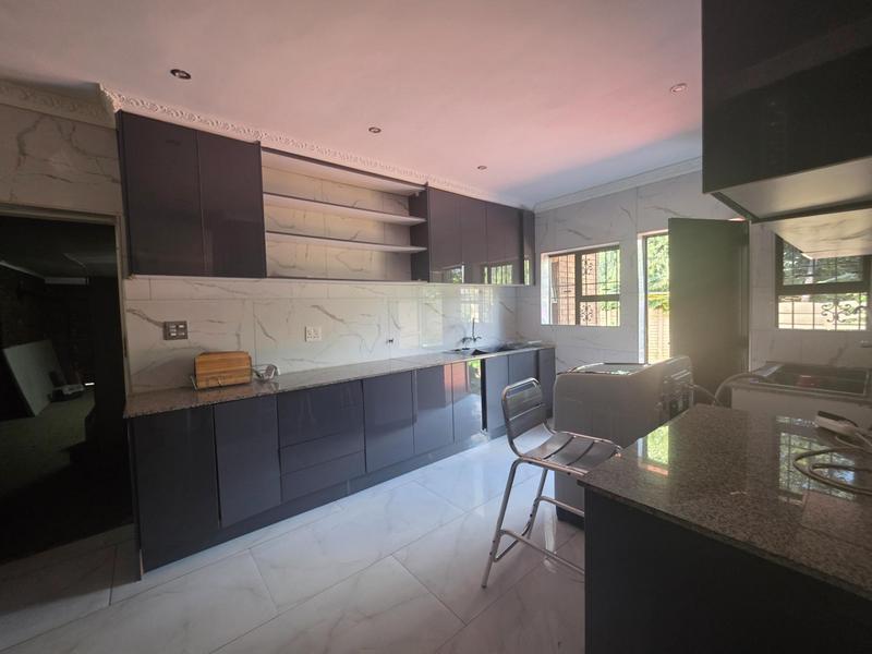 5 Bedroom Property for Sale in Sunward Park Gauteng