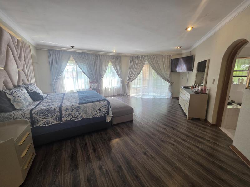 5 Bedroom Property for Sale in Sunward Park Gauteng