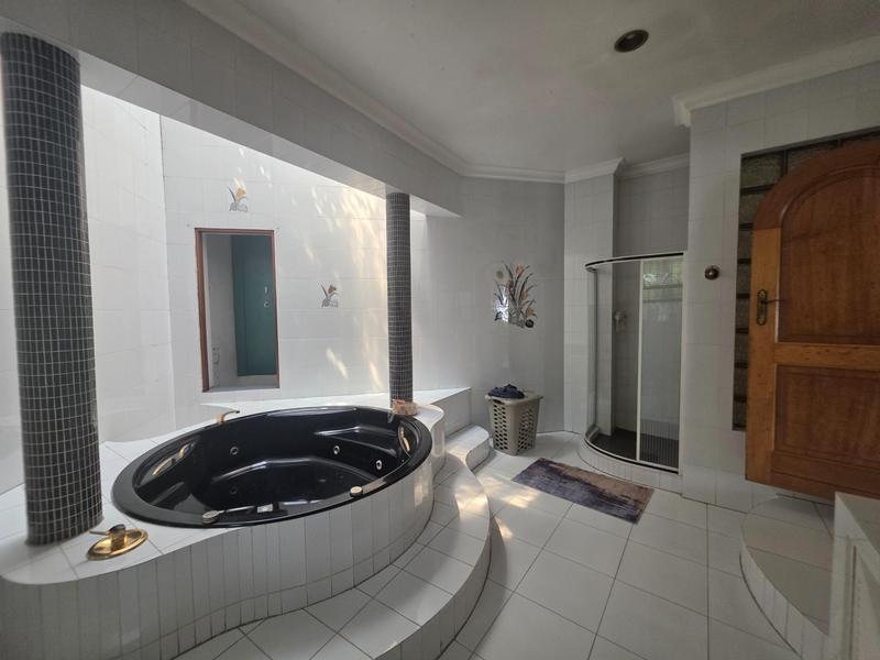 5 Bedroom Property for Sale in Sunward Park Gauteng