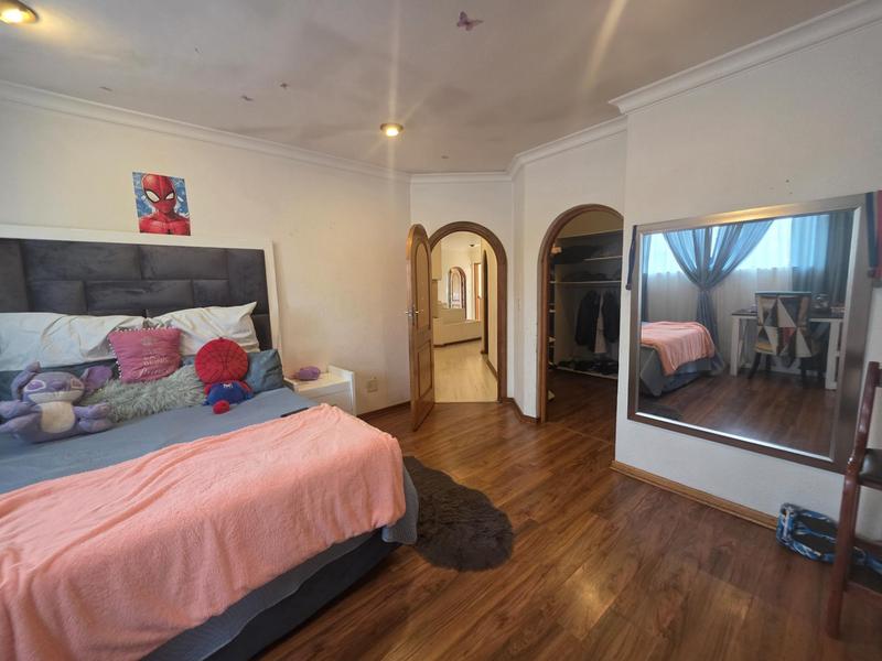 5 Bedroom Property for Sale in Sunward Park Gauteng