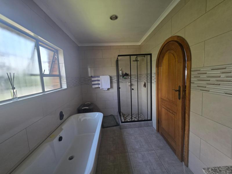 5 Bedroom Property for Sale in Sunward Park Gauteng