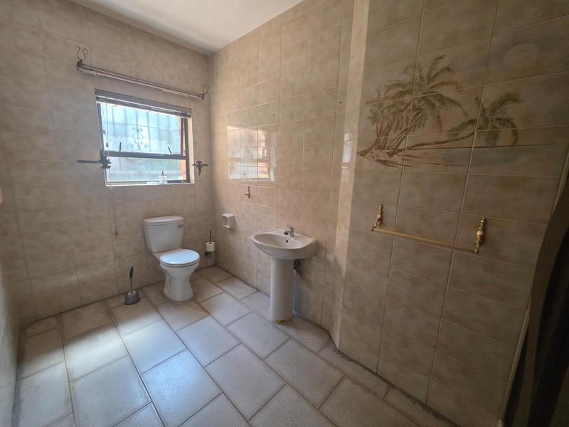 5 Bedroom Property for Sale in Sunward Park Gauteng