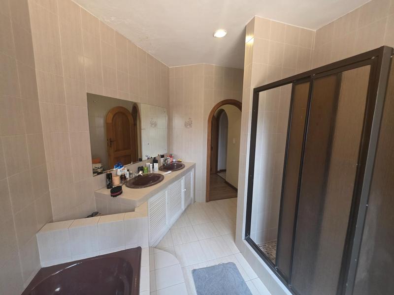 5 Bedroom Property for Sale in Sunward Park Gauteng