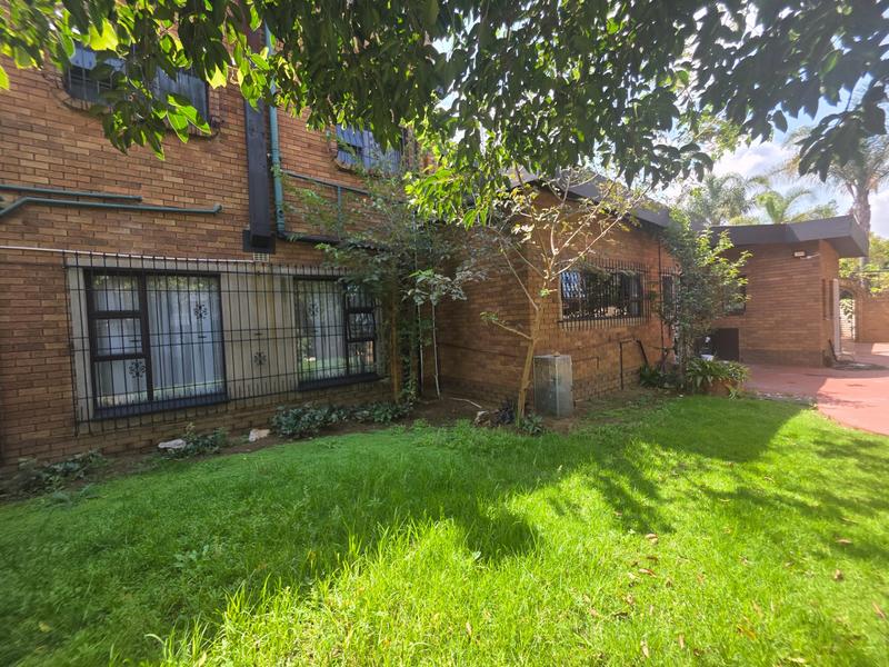 5 Bedroom Property for Sale in Sunward Park Gauteng
