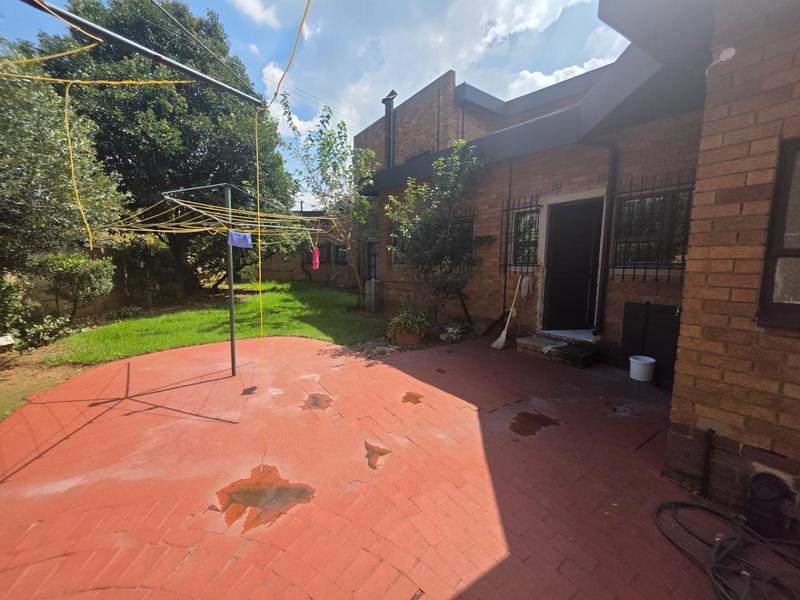 5 Bedroom Property for Sale in Sunward Park Gauteng