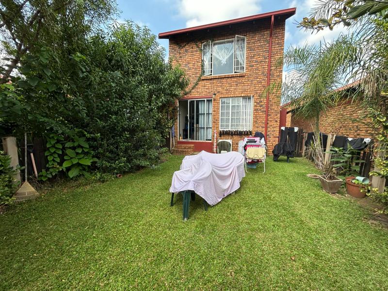 To Let 2 Bedroom Property for Rent in Zwartkop Gauteng