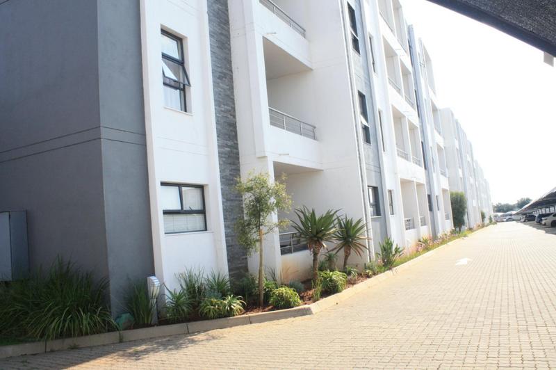 3 Bedroom Property for Sale in Erand Gardens Gauteng