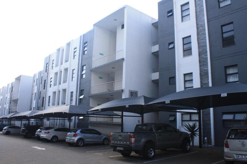 3 Bedroom Property for Sale in Erand Gardens Gauteng