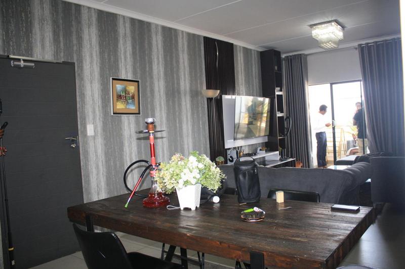 3 Bedroom Property for Sale in Erand Gardens Gauteng