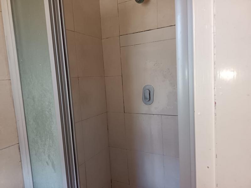 3 Bedroom Property for Sale in Clayville Gauteng