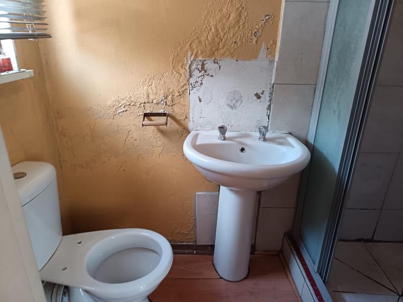 3 Bedroom Property for Sale in Clayville Gauteng