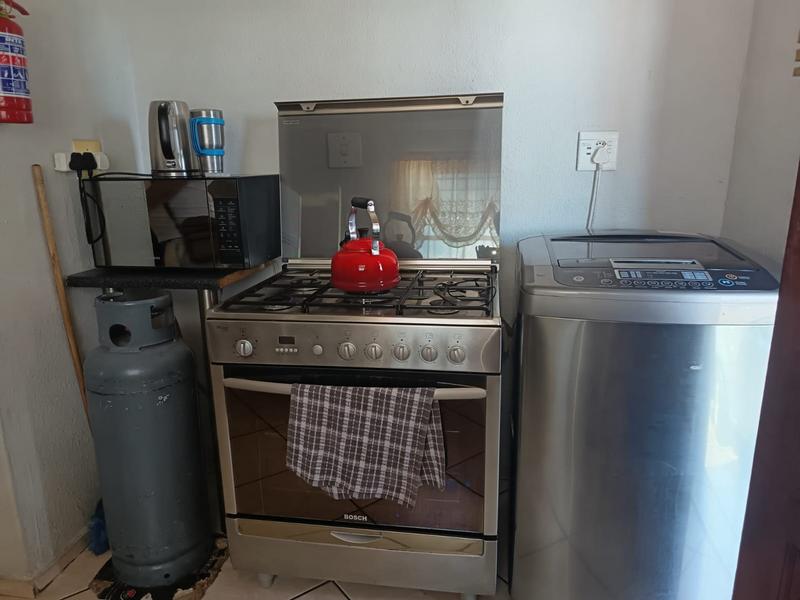 3 Bedroom Property for Sale in Clayville Gauteng