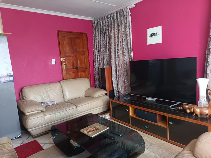 3 Bedroom Property for Sale in Clayville Gauteng