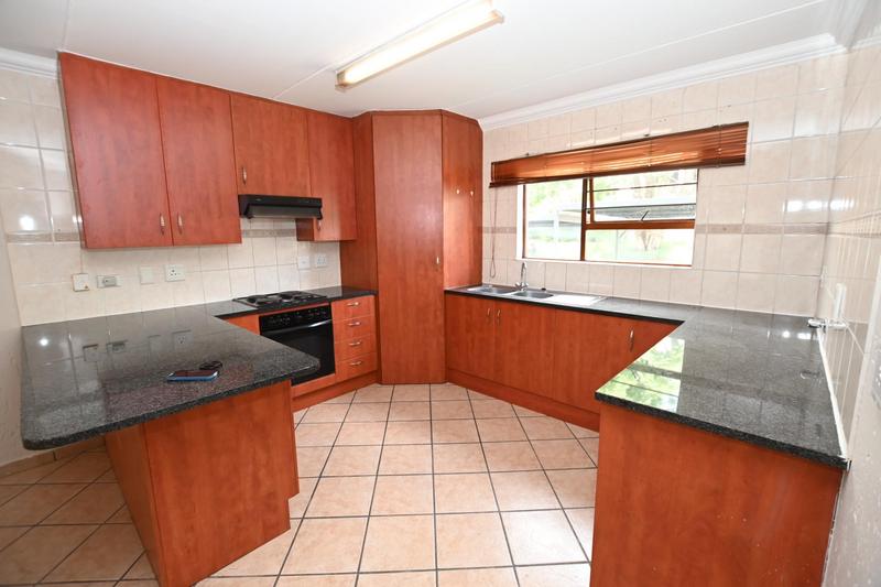 2 Bedroom Property for Sale in Paulshof Gauteng