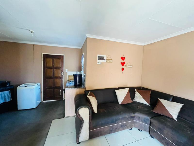 2 Bedroom Property for Sale in Windmill Park Gauteng