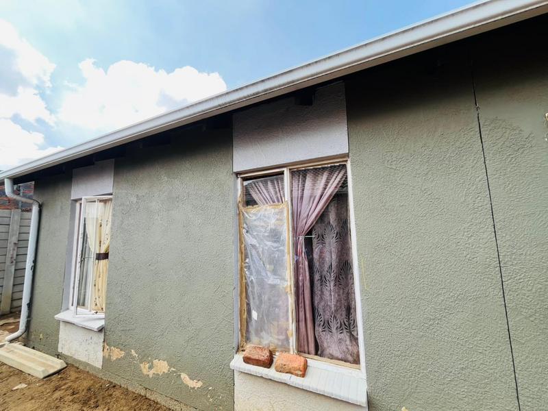 2 Bedroom Property for Sale in Windmill Park Gauteng