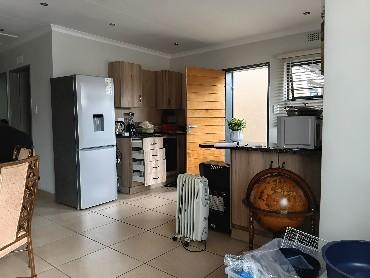 To Let 5 Bedroom Property for Rent in Leopard