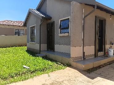 2 Bedroom Property for Sale in Vosloorus Gauteng