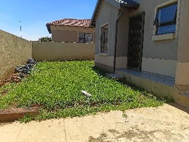 2 Bedroom Property for Sale in Vosloorus Gauteng