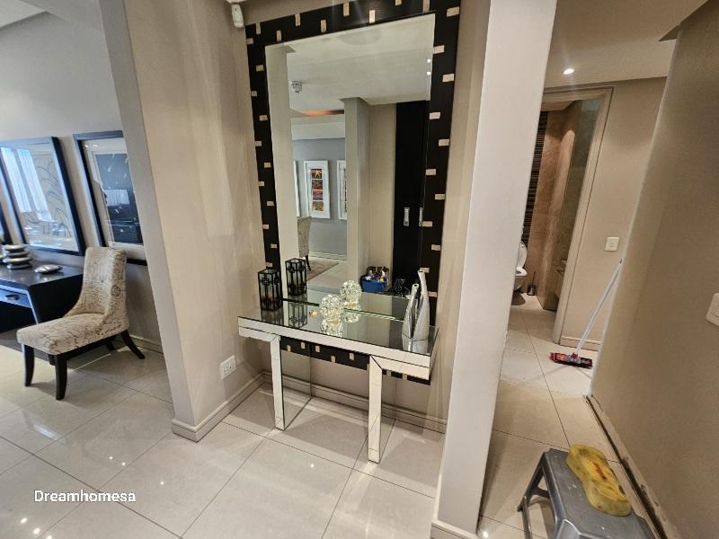 2 Bedroom Property for Sale in Sandton Central Gauteng