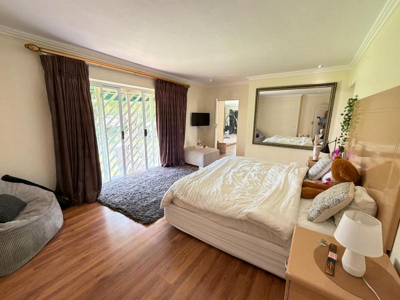 To Let 5 Bedroom Property for Rent in Bryanston Gauteng