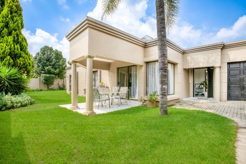 2 Bedroom Property for Sale in Beverley Gauteng