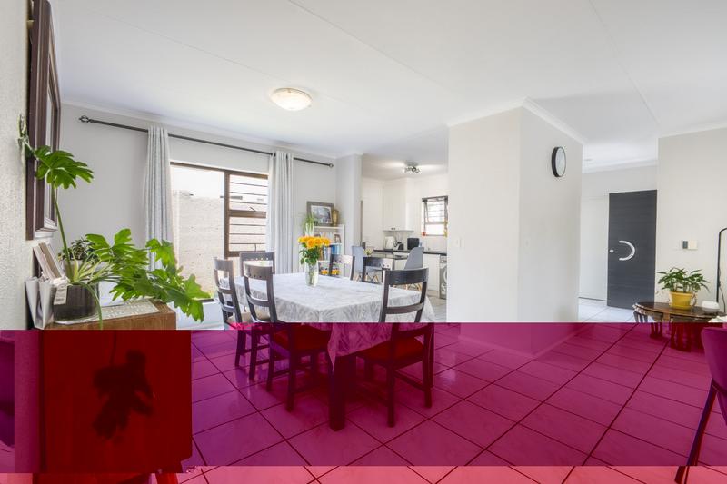 2 Bedroom Property for Sale in Beverley Gauteng