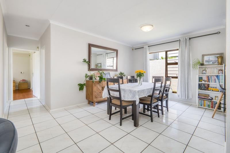 2 Bedroom Property for Sale in Beverley Gauteng