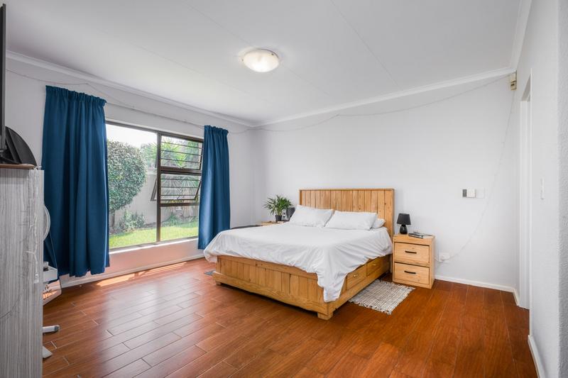 2 Bedroom Property for Sale in Beverley Gauteng