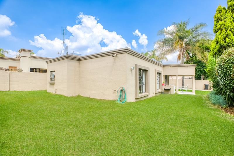 2 Bedroom Property for Sale in Beverley Gauteng